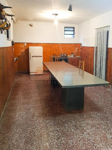 Imagen 3 de 30 de Chalet 4 Ambientes Venta - Beccar