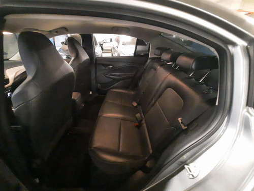 Chevrolet Onix 1.0T Premier Sedan At