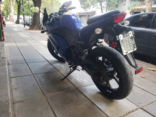 Imagen 5 de 6 de Kawasaki Ninja 250 2010
