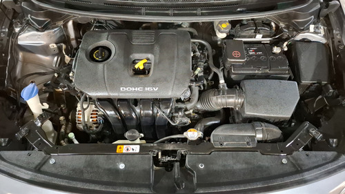 Kia Forte 2.0 L