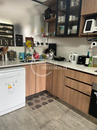 Casa En Venta De 4 Dorm. En Santo Domingo Oportunidad
