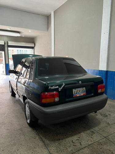 Imagen 5 de 10 de Ford Festiva