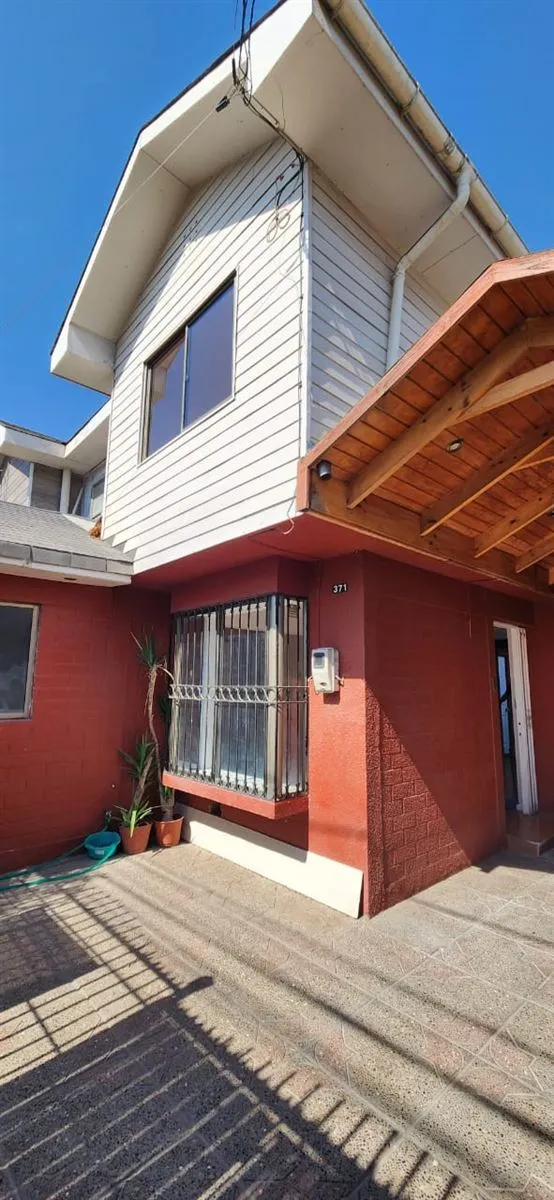 Imagen 2 de 27 de Casa En Arriendo En Quilicura
