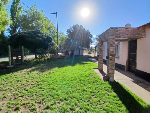 Venta De Casa Con Terreno, En Rama Caída, San Rafael, Mendoza!