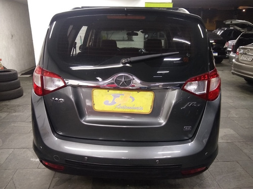 Imagem 12 de 14 de Jac J6 Diamond 2.0 16v 7 Lug Completo Airbags Abs 2014 Cinza