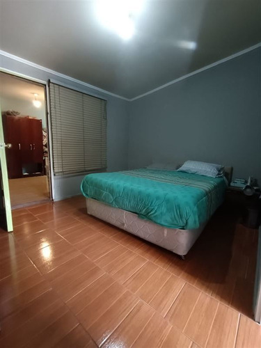 Casa En Venta De 5 Dorm. En Lo Prado