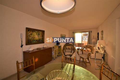 Imagen 10 de 21 de Apartamento En Peninsula, 2 Dormitorios *