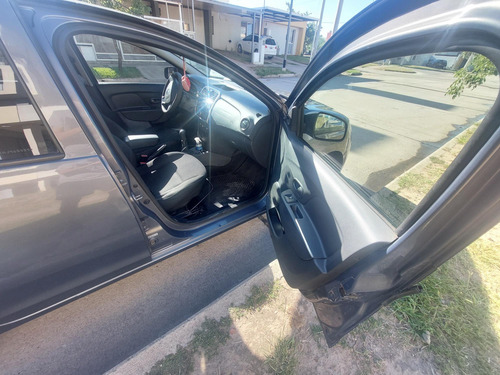 Renault Logan 1.6 Authentique Plus 85cv