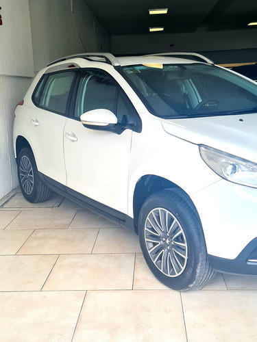 Peugeot 2008 1.6 Active