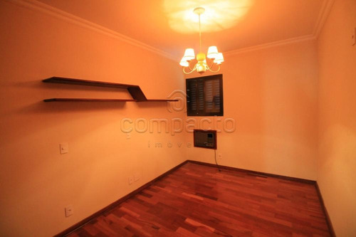 Apartamentos - Ref: V235