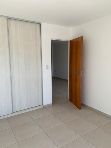 Imagen 6 de 14 de Departamento En Venta - 1 Dormitorio - Barrio Centro