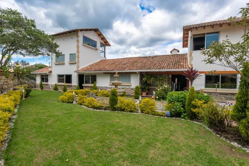 Casa En Arriendo En San José De Bavaria. Cod A12791
