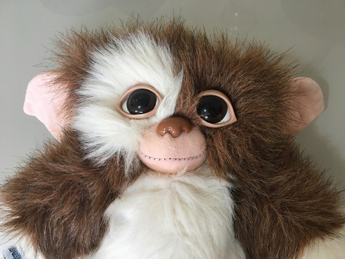 Pelúcia Gizmo Gremlins (26 Cm) Marrom/branco