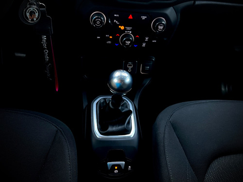 Jeep Renegade 1.8 Sport