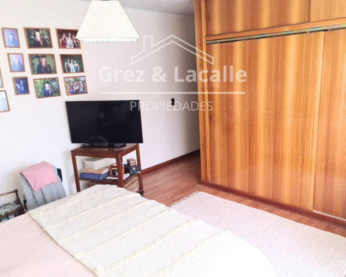 Se Arrienda Increíble Casa En Sector Av. España, Curicó.