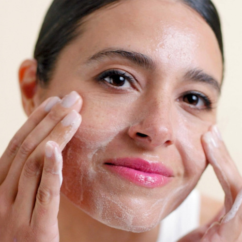It Cosmetics Confidence In A Cleanser Limpia E Hidrata 148ml