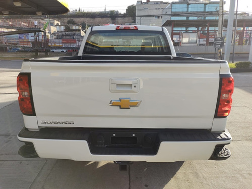 Imagen 6 de 15 de Silverado 2500 Doble Cabina 2017 8 Cilindros