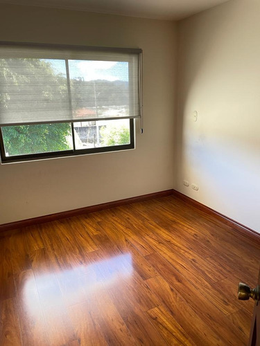 Imagen 9 de 17 de Vendo Hermosa Casa , Curridabat, Resd, Torre Del Este.