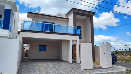 Venta De Casa En La Autopista De San Isidro Prado Oriental