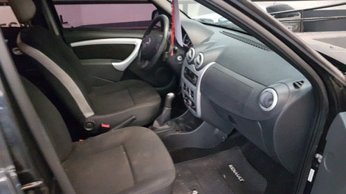 Renault Sandero Stepway 1.6 Confort/10 M/buena117000 K (mb)