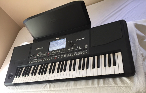 Korg Pa-600 Professional 61-key Arranger Keyboard