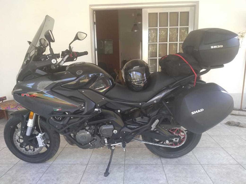 Benelli 600 Gt