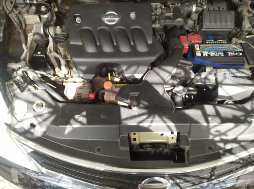 Nissan Tiida 2013 1.8 Sl Flex Aut. 5p