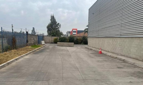 Arriendo / Venta / Inversión Bodega 5.175m2 Útiles - Maupú