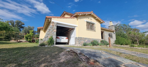 Imagen 3 de 21 de Venta Casa Quinta + Depto. + Casa Caseros Con Pileta Ubicado En Valle Hermoso
