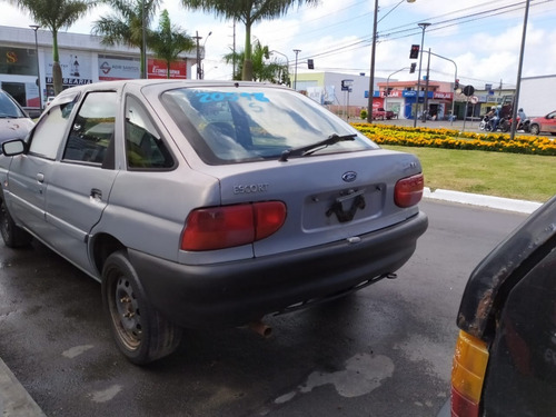 (18) Sucata Ford Escort 1999 1.8 16v (retirada Peças)