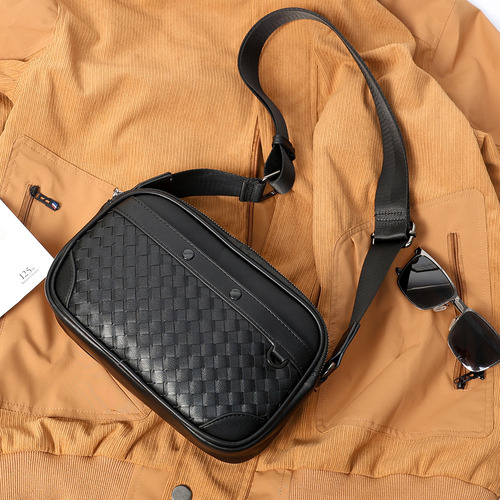 2025 Nuevo Bolso Bandolera Con Textura Tejida Para Hombre St