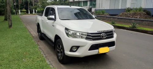Toyota Hilux 2.4l