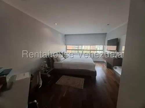 Agp Increíble Apartamento Con Cocina Moderna Y Espacios Bien Distribuidos En Venta En Campo Alegre 25-13252 Ys