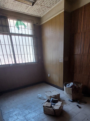 Imagen 4 de 9 de Local En Venta 120 M2