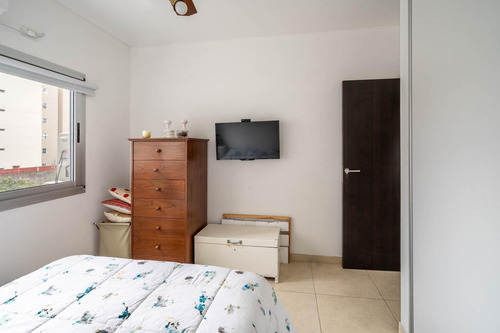 Venta Departamento De 2 Ambientes En Flores
