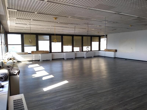 Oficinas En Alquiler | Av. Eduardo Madero 1020, Caba | 300 M²
