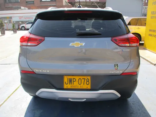 Chevrolet Tracker PREMIER 4X2 1200CC TURBO AT AA