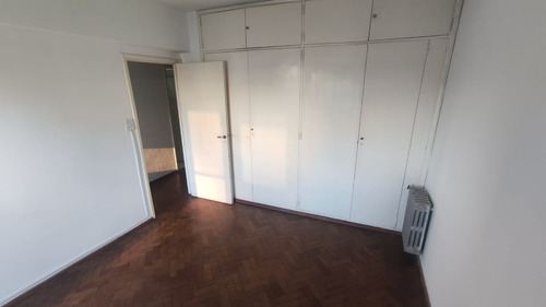 Imagen 13 de 18 de Venta Departamento 3 Dormitorios Microcentro