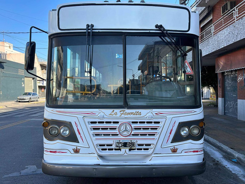 Mercedes Benz Of 1418