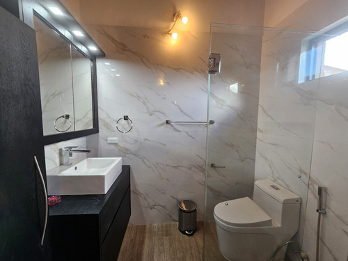 Hermoso Penthouse En Colinas De La Tahona