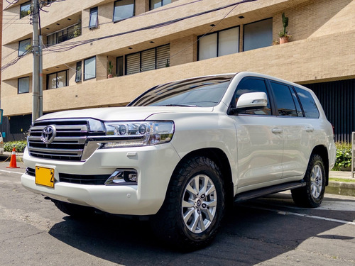 Toyota Land Cruiser 4.5 Imperial Fl Lc200 Diésel
