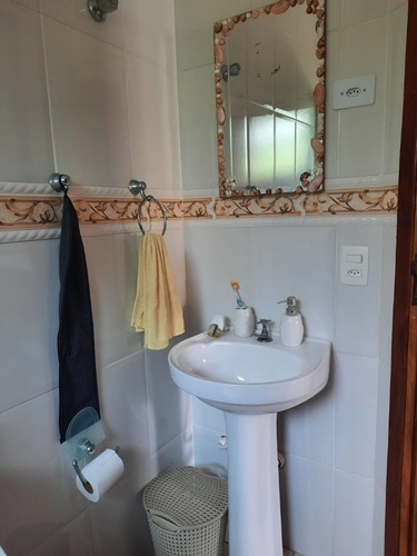 Imagem 13 de 22 de Casa Com Piscina, À 100 Metros Do Mar, No Bairro Cibratel 2 Em Itanhaém, Com Churrasqueira