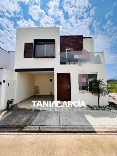 Vendo Bonita Casa Nueva En Fraccionamiento Privado En Fortín