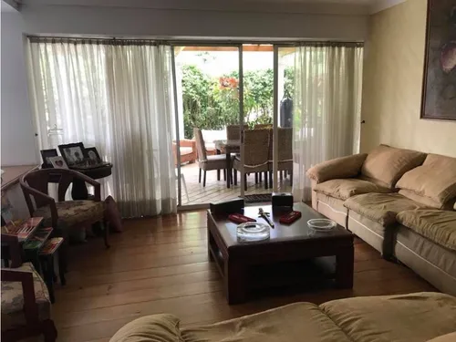 Casa En Venta El Poblado 1 Nivel El Tesoro