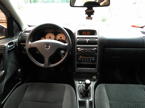 Chevrolet Astra 2.0 Advantage Flex Power 5p