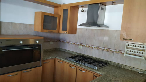 Imagen 9 de 19 de Casa En Venta, Trigal Sur, Carabobo.