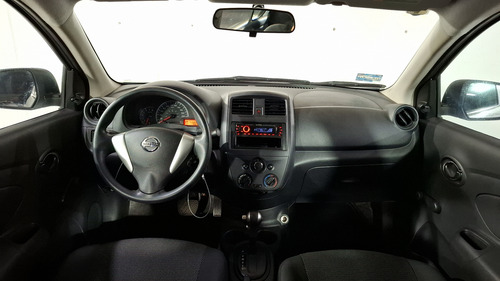 Nissan Versa 1.6 DRIVE AUTO