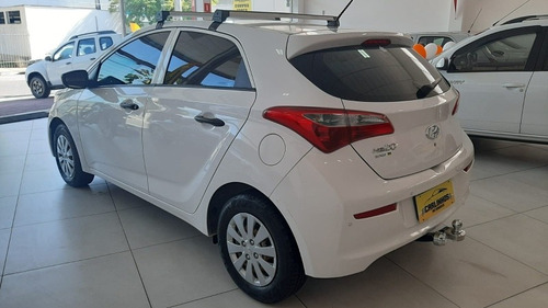 Imagem 10 de 15 de Hyundai Hb20 2017 1.0 Comfort Flex 5p