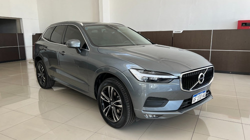 Imagen 4 de 5 de Volvo Xc60 Momentum Awd