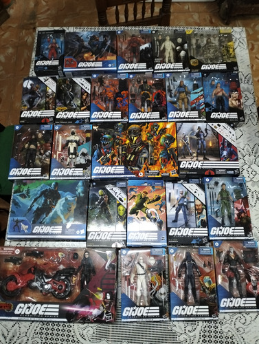 Gijoe Classified Series (24 Figuras) (Usado)